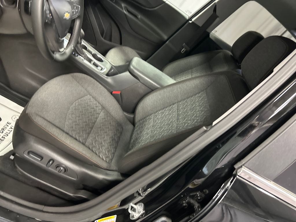 Used 2024 Chevrolet Equinox LT image 12