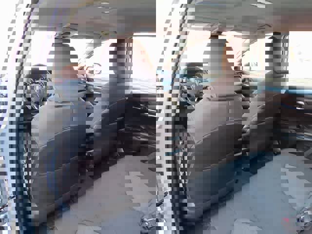 Used 2020 Toyota Camry LE image 14