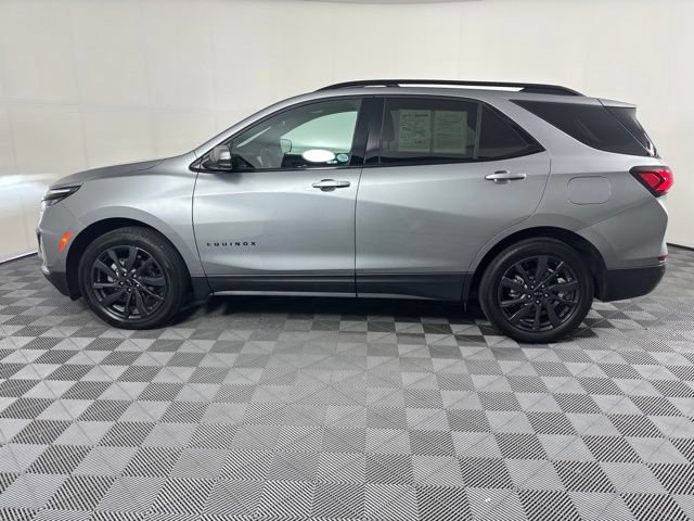 Used 2024 Chevrolet Equinox RS AWD/4WD image 9