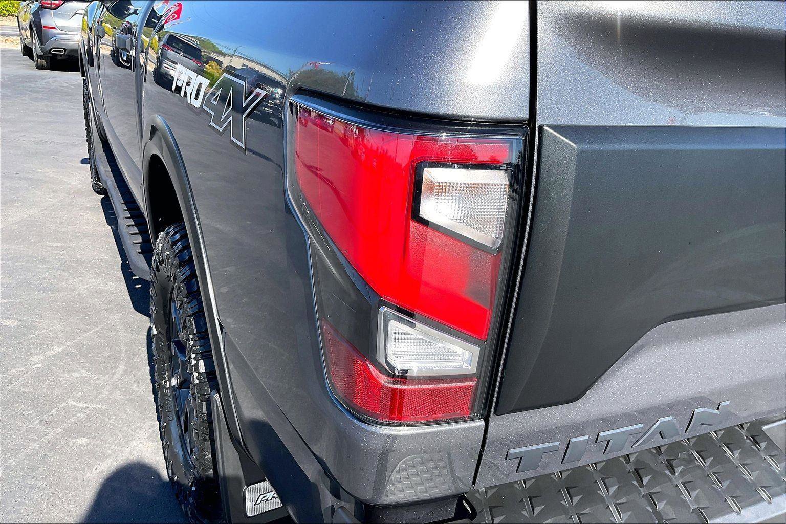 Certified 2024 Nissan Titan PRO-4X w/ Pro-4x Convenience Package image 32