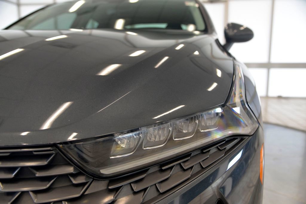 Used 2023 Kia K5 LXS image 11