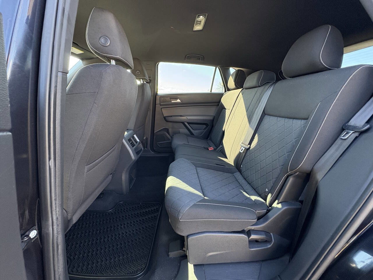 Used 2021 Volkswagen Atlas Cross Sport S image 26