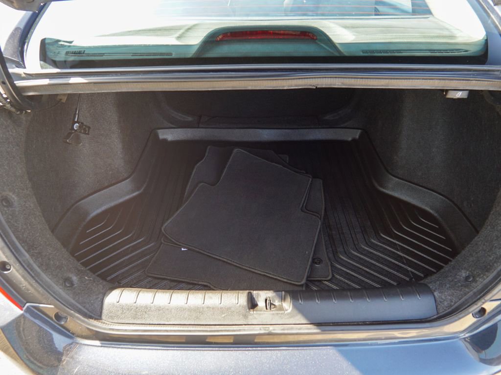 Used 2021 Honda Civic EX image 9