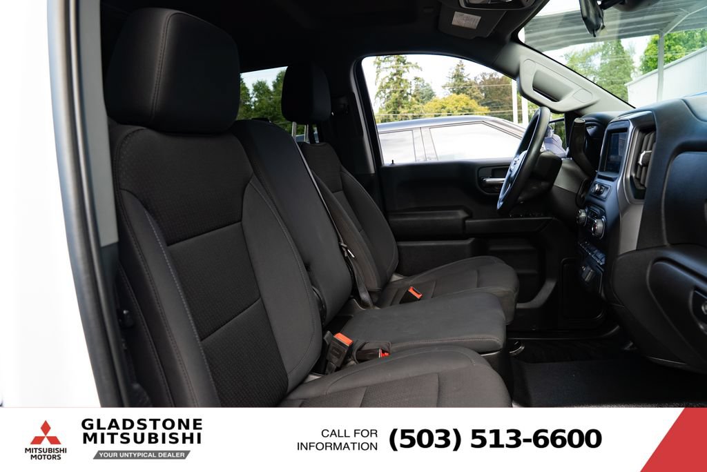Used 2024 Chevrolet Silverado 1500 W/T w/ WT Value Package AWD/4WD image 24