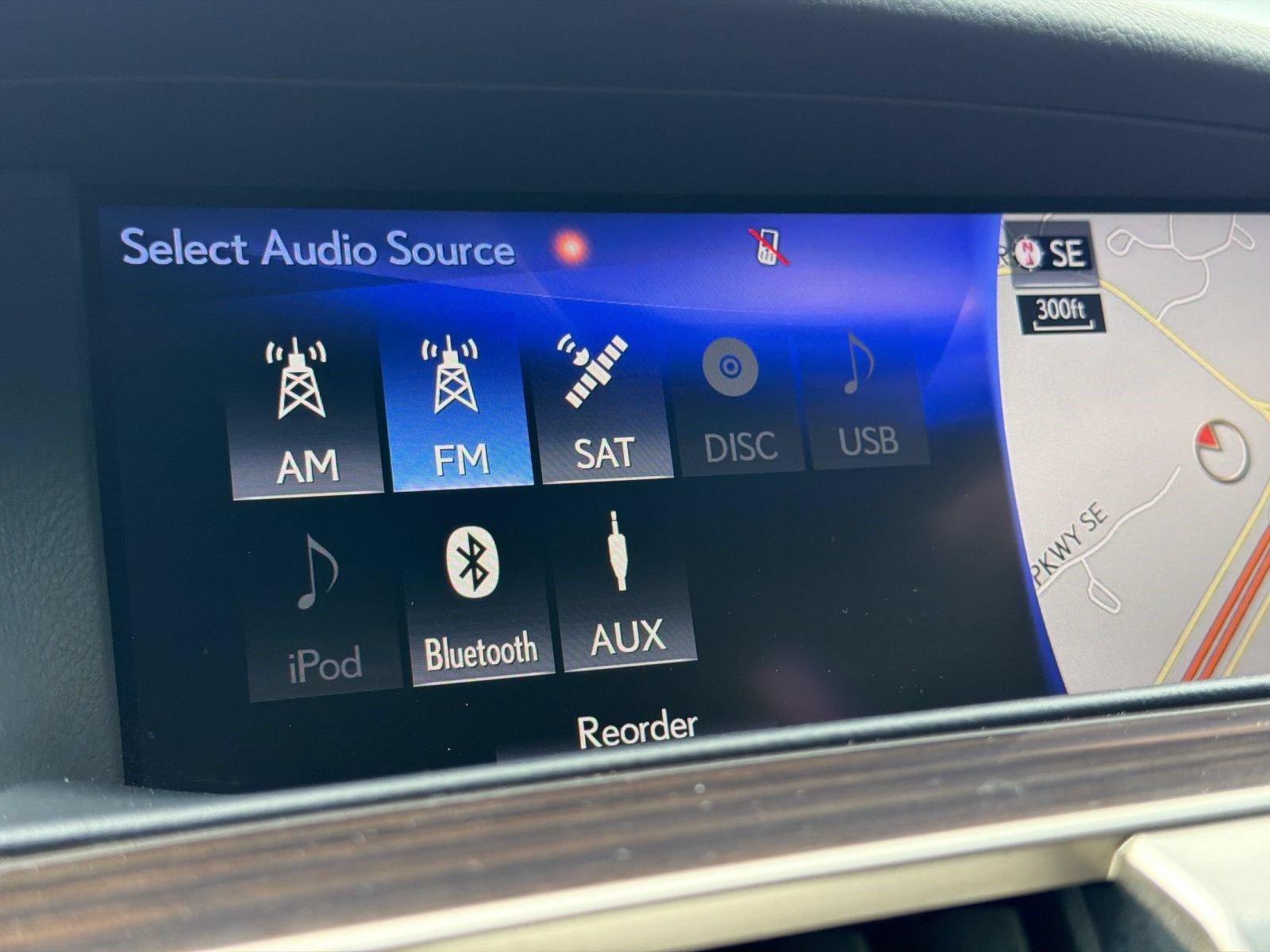 Used 2017 Lexus LS 460 RWD image 19