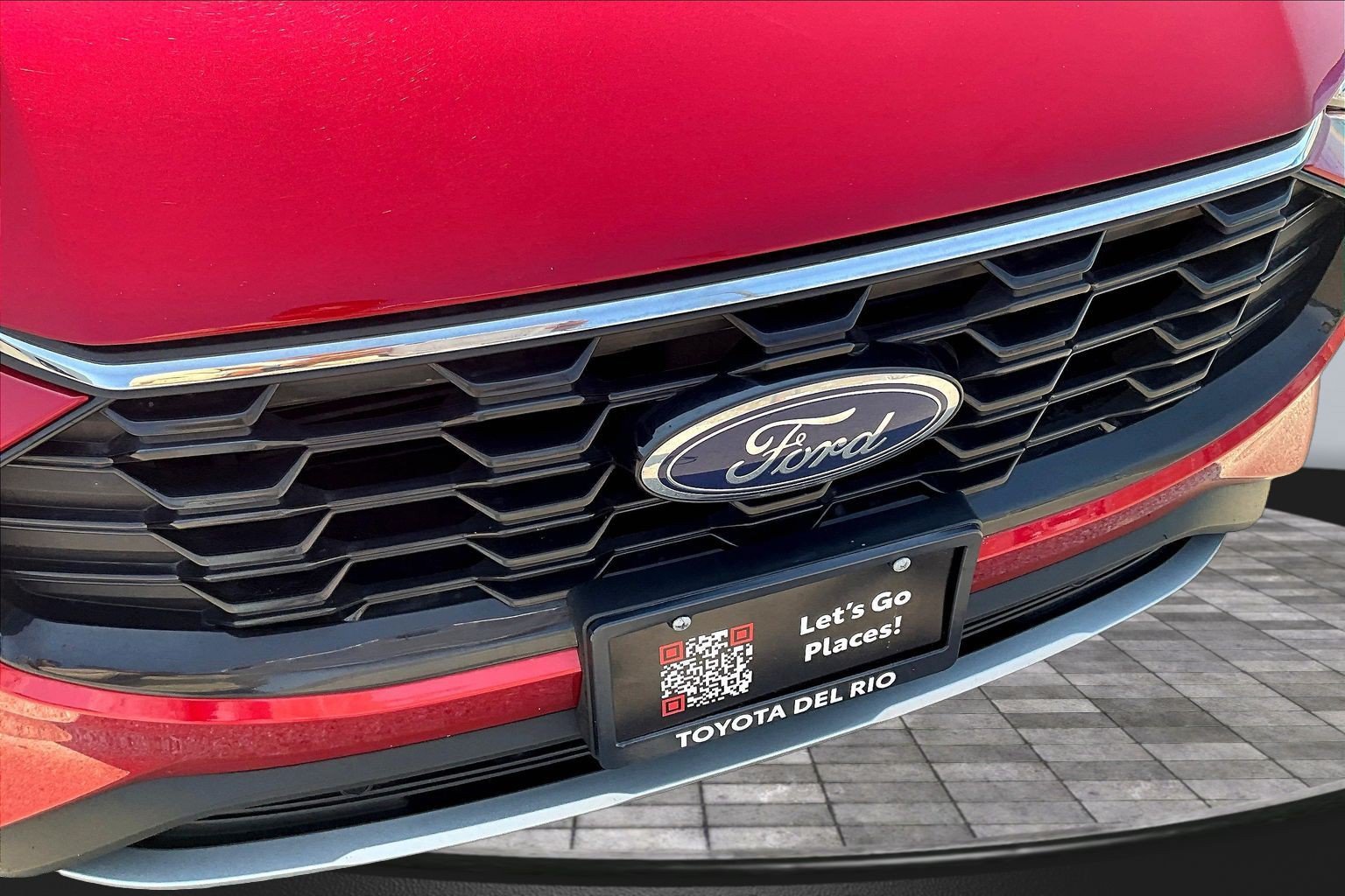 Used 2025 Ford Escape ST-Line Select AWD/4WD image 32