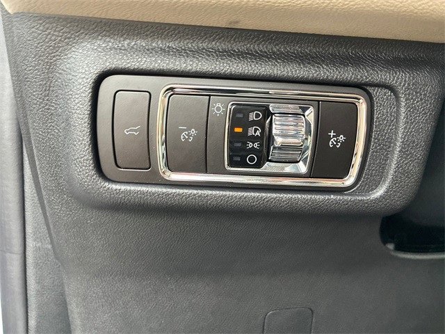 New 2025 Lincoln Corsair Reserve w/ Equipment Group 202A image 26