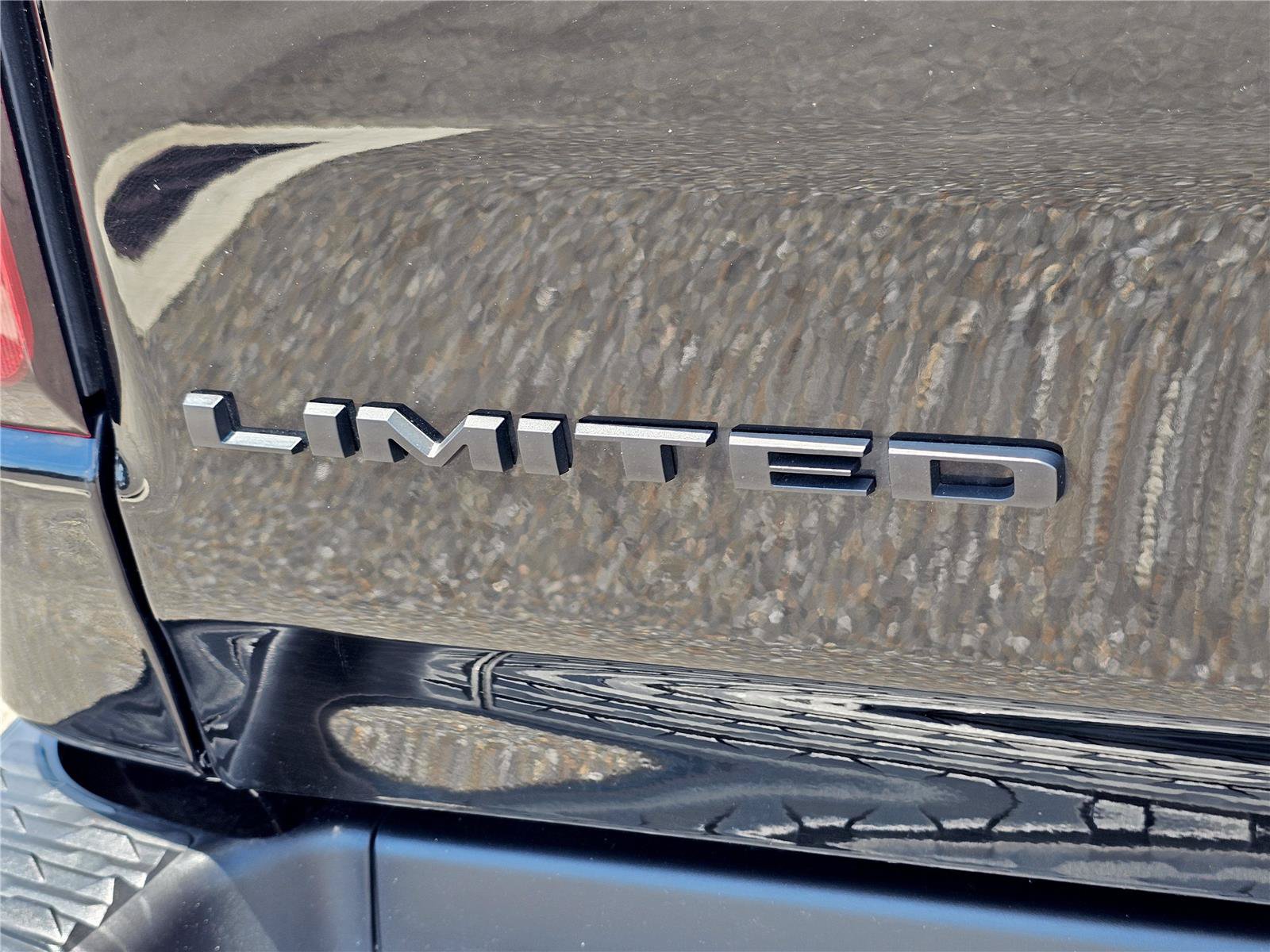 Used 2022 RAM 1500 Limited AWD/4WD image 10