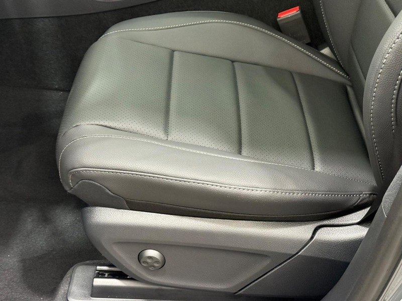 New 2026 Mercedes-Benz GLE 350 4MATIC image 17