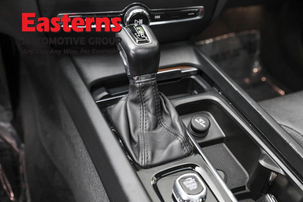 Used 2019 Volvo S60 T6 Inscription image 13