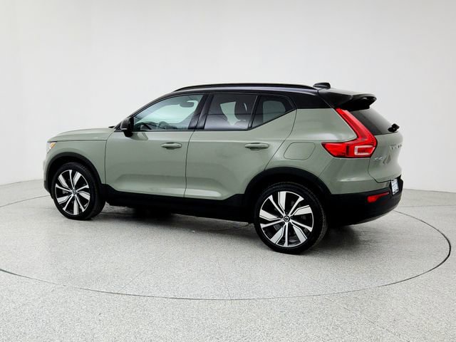 Certified 2022 Volvo XC40 P8 Recharge Plus image 7