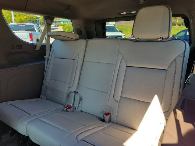 New 2027 GMC Yukon XL Denali w/ Denali Reserve Package AWD/4WD image 11