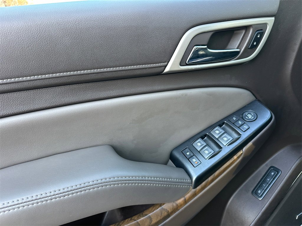 Used 2019 GMC Yukon XL Denali w/ Denali Ultimate Package image 39