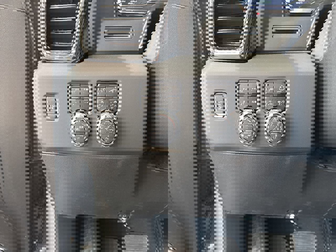 Used 2025 GMC Sierra 1500 Denali image 35