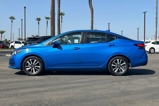 Used 2024 Nissan Versa SV FWD image 7