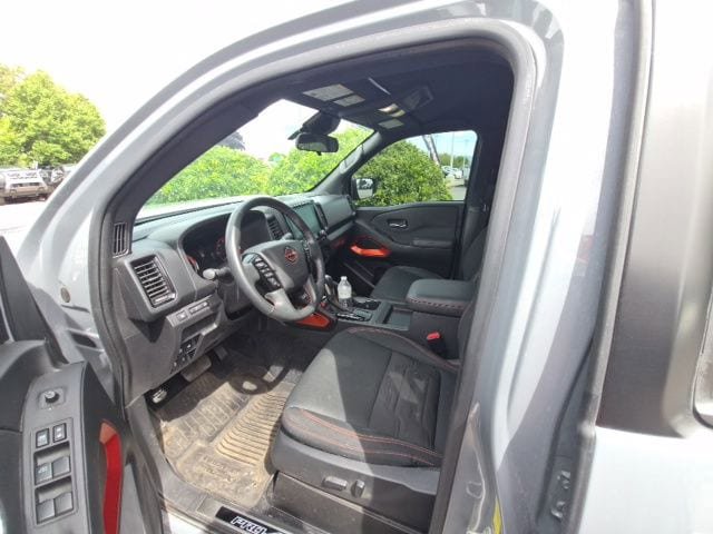 Certified 2024 Nissan Frontier PRO-4X w/ Off-Road Protection Package AWD/4WD image 13