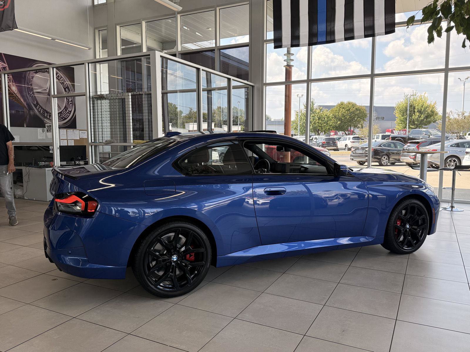 Used 2026 BMW 230i xDrive Coupe AWD/4WD image 5