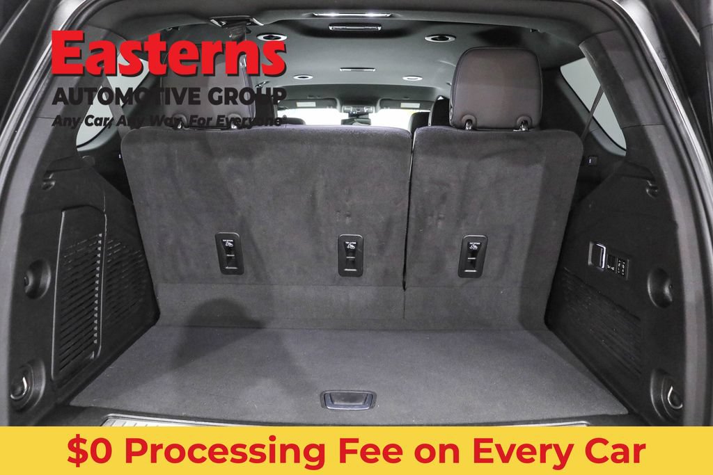 Used 2024 Chevrolet Tahoe Premier RWD image 9