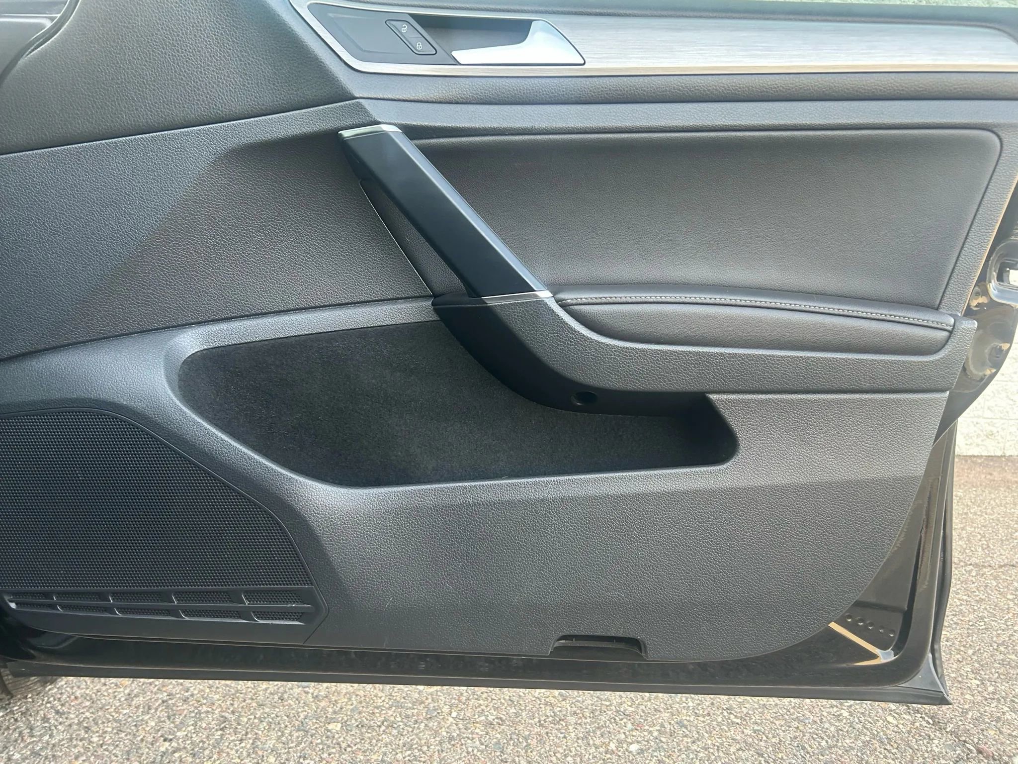 Used 2015 Volkswagen Golf TDI SE image 13