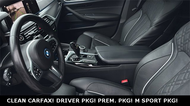 Used 2022 BMW 530e xDrive 530e iPerformance w/ Premium Package image 22
