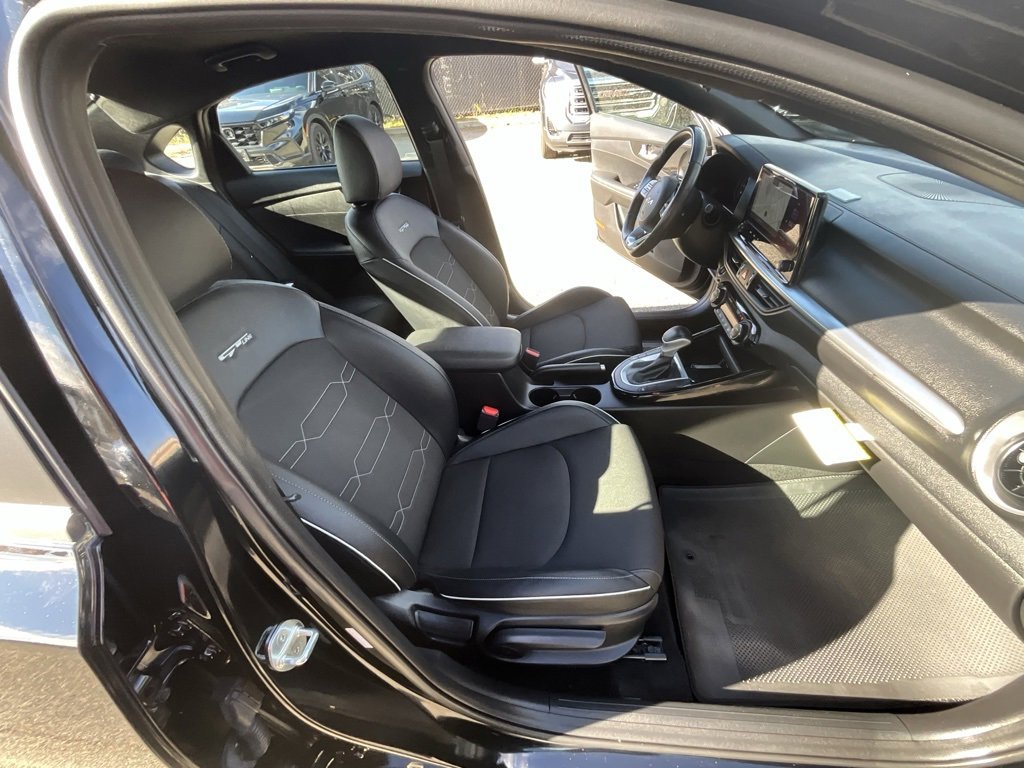 Used 2023 Kia Forte GT-Line image 35