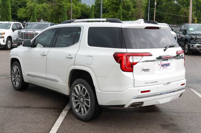Used 2023 GMC Acadia Denali w/ Denali Technology Package FWD image 5
