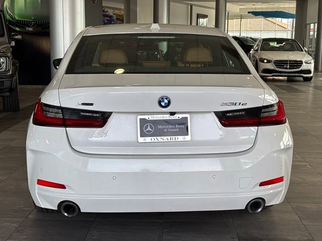 Used 2023 BMW 330e xDrive w/ Driving Assistance Package image 5