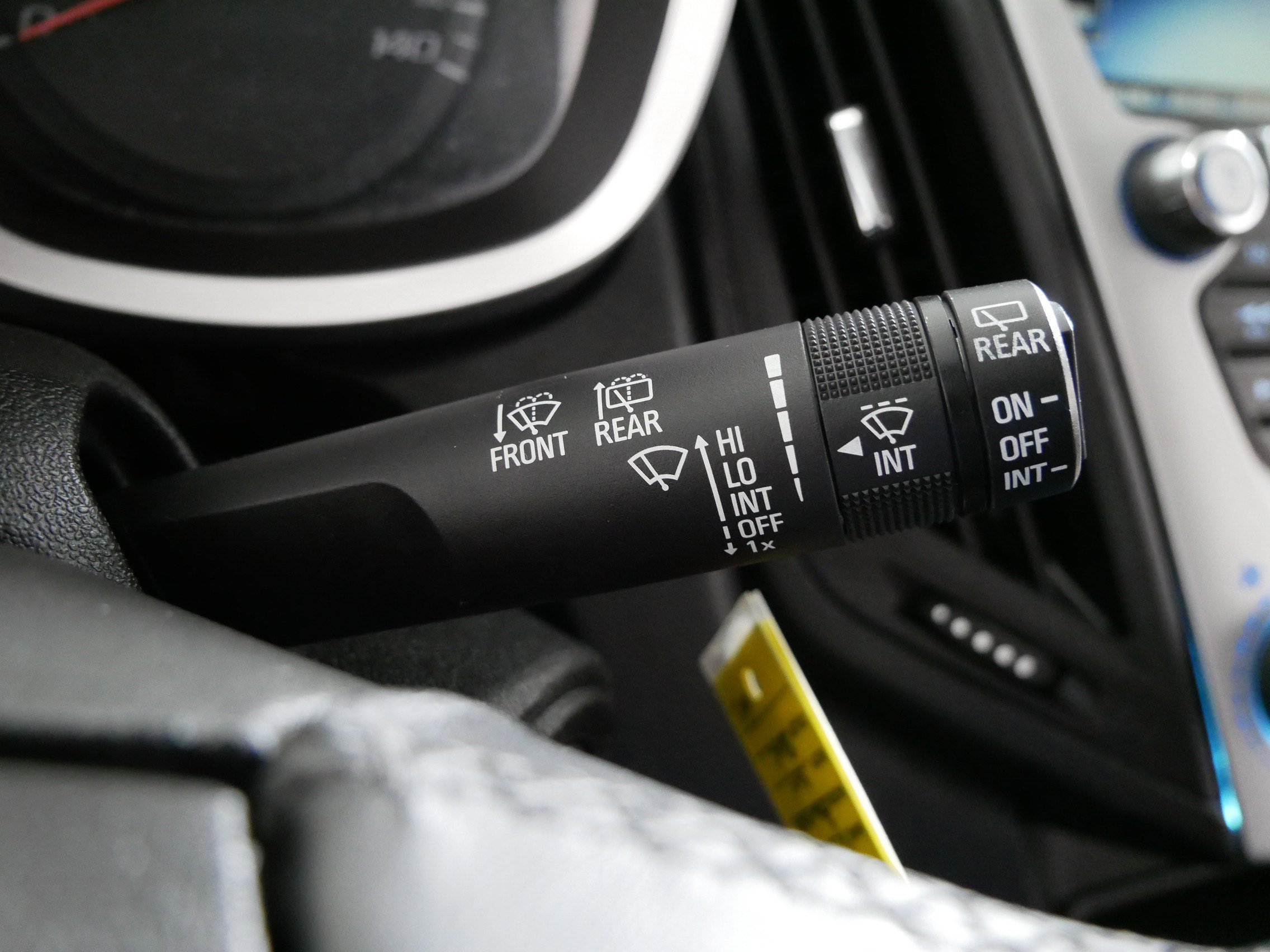 Used 2016 Chevrolet Equinox LT w/ Convenience Package image 32