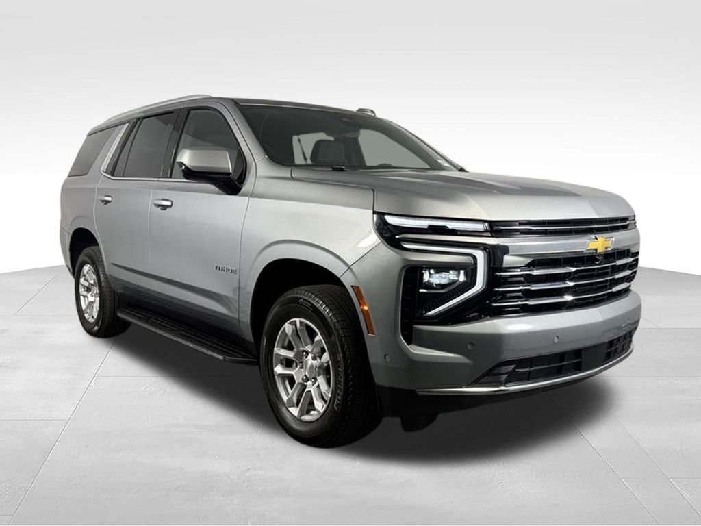 Used 2025 Chevrolet Tahoe LT AWD/4WD image 4