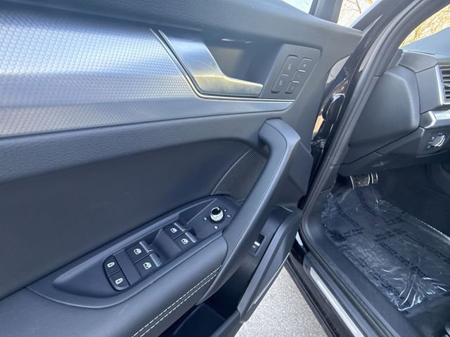 Used 2024 Audi Q5 2.0T Premium Plus image 13