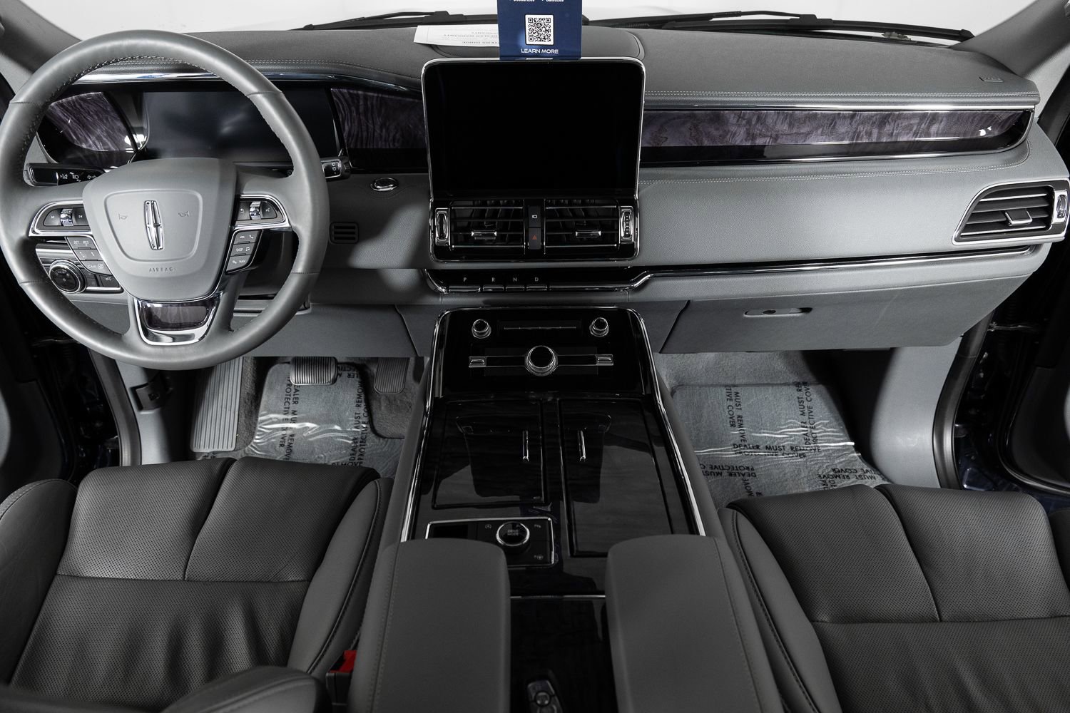 Used 2021 Lincoln Navigator Reserve w/ Cargo Convenience Package image 37