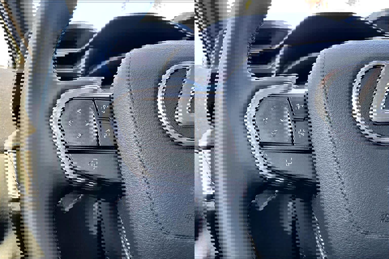 Used 2024 Lexus RZ 300e Premium image 23