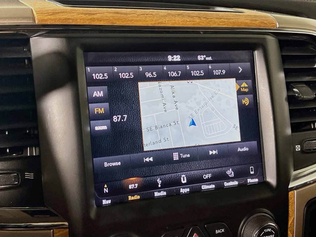 Used 2018 RAM 2500 Longhorn w/ Convenience Group AWD/4WD image 13