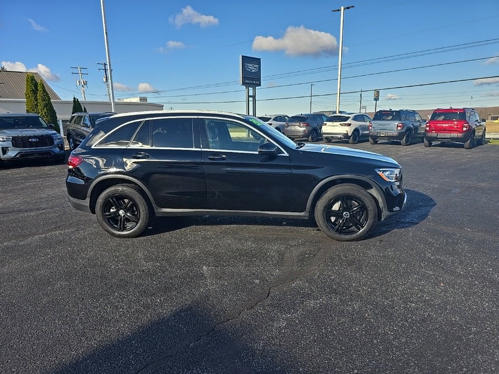 Used 2020 Mercedes-Benz GLC 300 4MATIC image 5