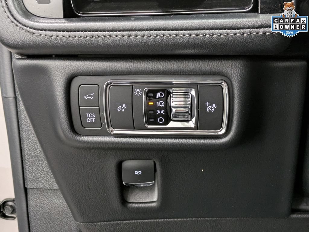 Used 2022 Lincoln Nautilus Reserve AWD/4WD image 25