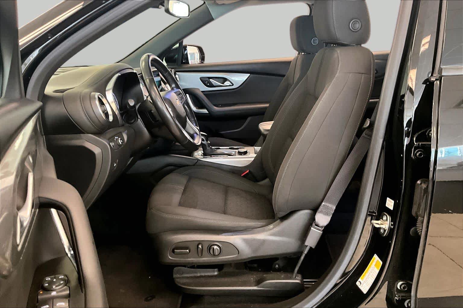 Used 2020 Chevrolet Blazer LT FWD image 7