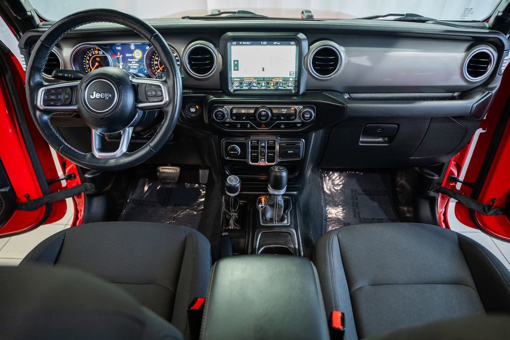 Certified 2022 Jeep Wrangler Unlimited Sahara w/ Cold Weather Group AWD/4WD image 25