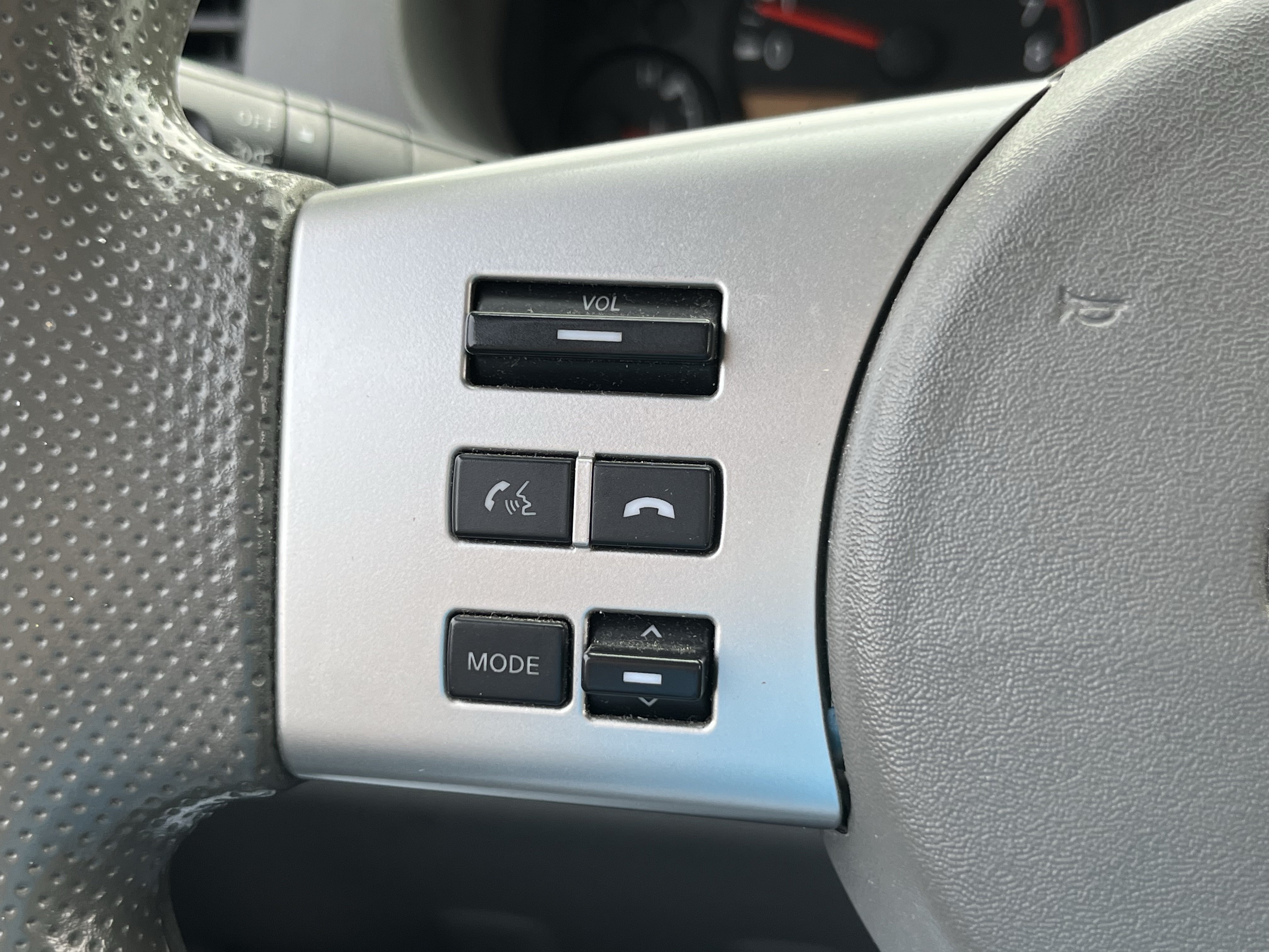 Used 2019 Nissan Frontier SV AWD/4WD image 18