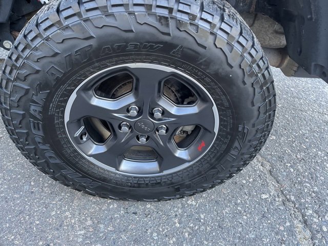 Used 2020 Jeep Gladiator Rubicon image 4