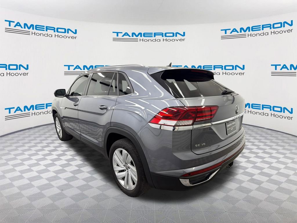 Used 2022 Volkswagen Atlas Cross Sport SE w/ Panoramic Sunroof Package image 3