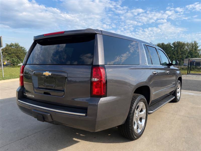 Used 2017 Chevrolet Suburban LT w/ LT Signature Package AWD/4WD image 7