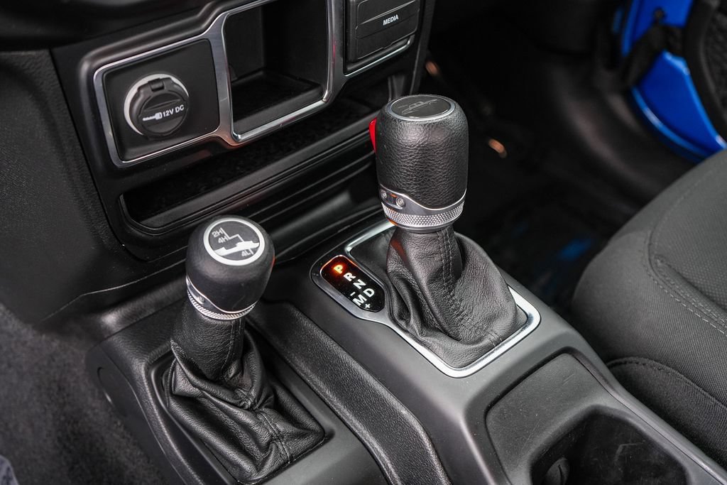 Used 2022 Jeep Gladiator Sport AWD/4WD image 21