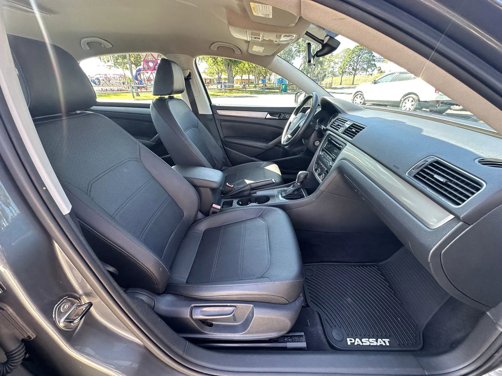 Used 2014 Volkswagen Passat 1.8T Wolfsburg Edition image 19