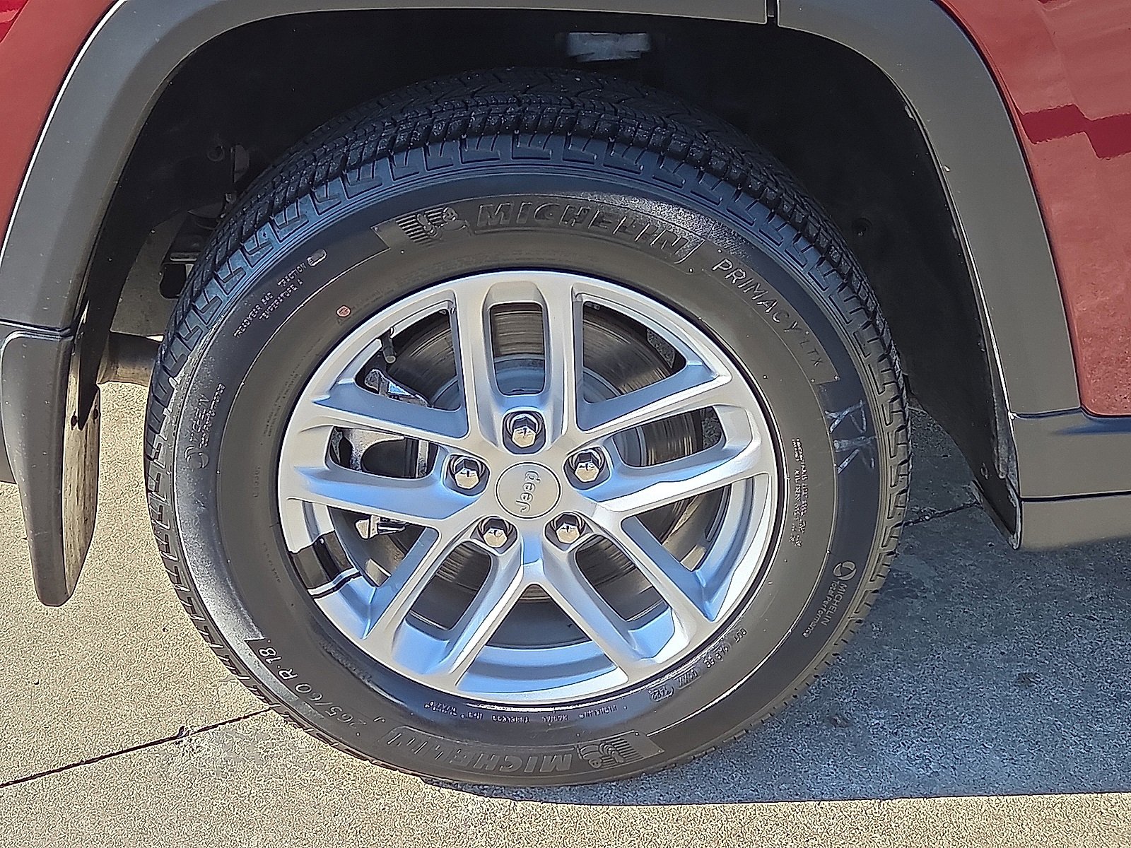 Used 2022 Jeep Grand Cherokee L Laredo w/ Luxury Tech Group I image 7