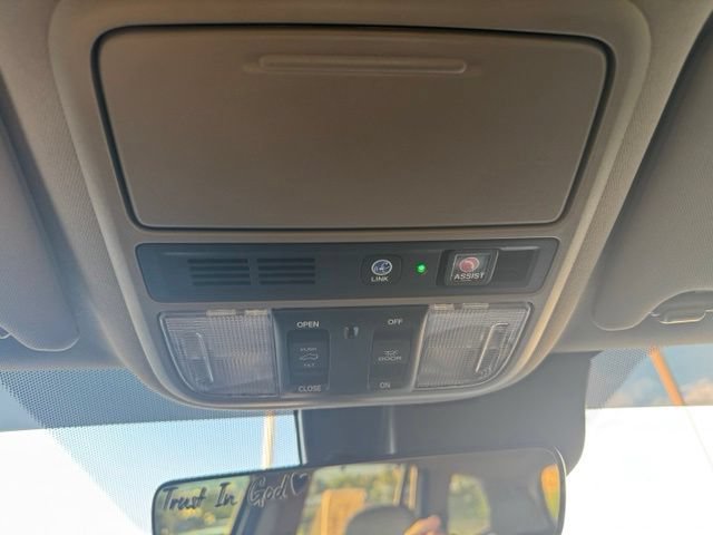 Used 2021 Honda Pilot Touring image 22