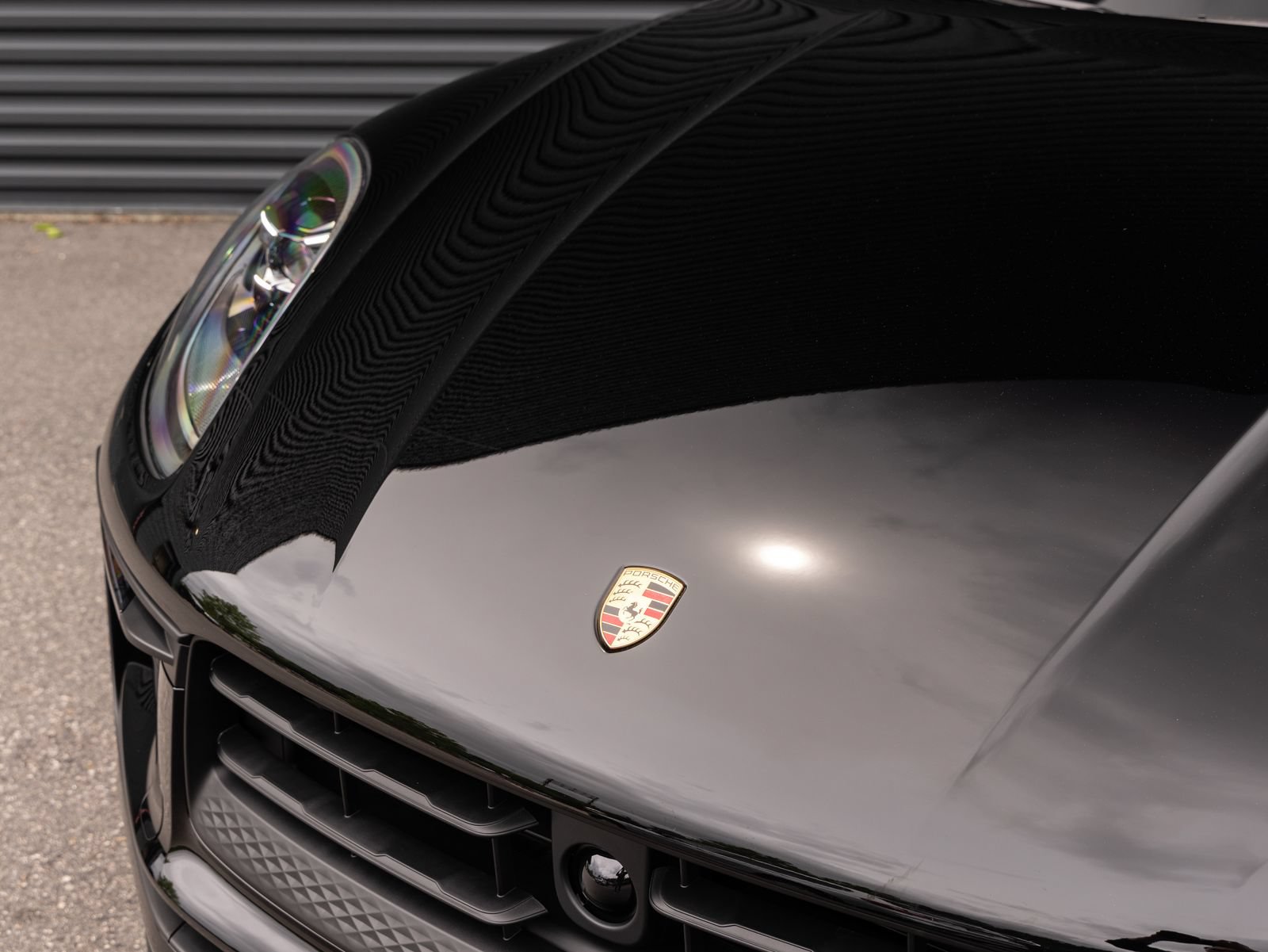 Certified 2026 Porsche Macan AWD/4WD image 10