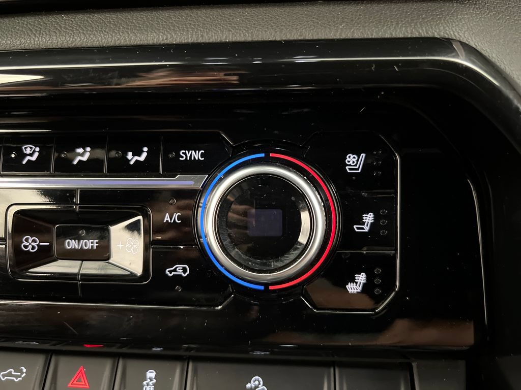 Used 2025 GMC Sierra 1500 AT4 AWD/4WD image 57