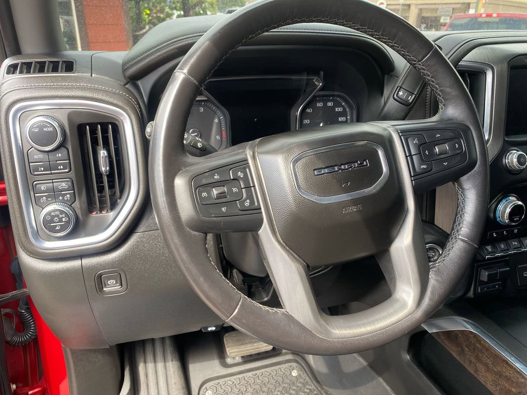 Used 2022 GMC Sierra 2500 Denali w/ Denali Ultimate Package image 26