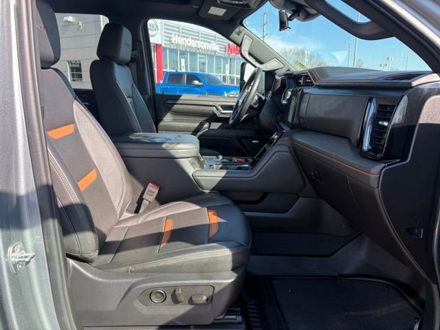 Used 2025 GMC Sierra 2500 AT4 w/ AT4 Premium Plus Package image 18