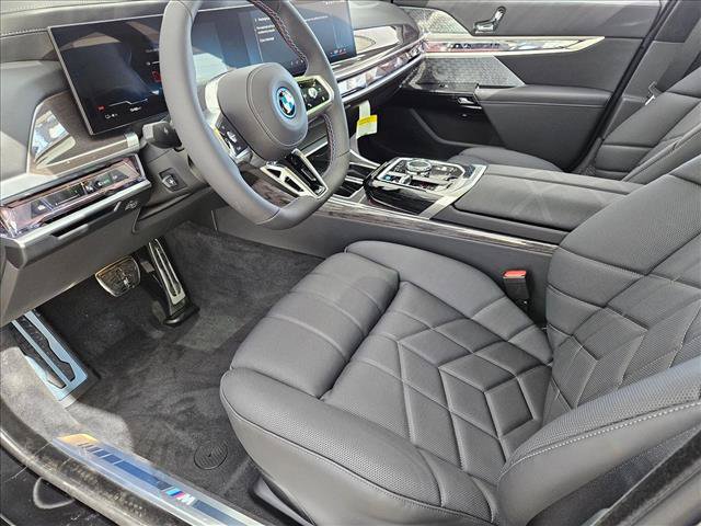 New 2026 BMW i7 xDrive60 w/ Executive Package AWD/4WD image 9